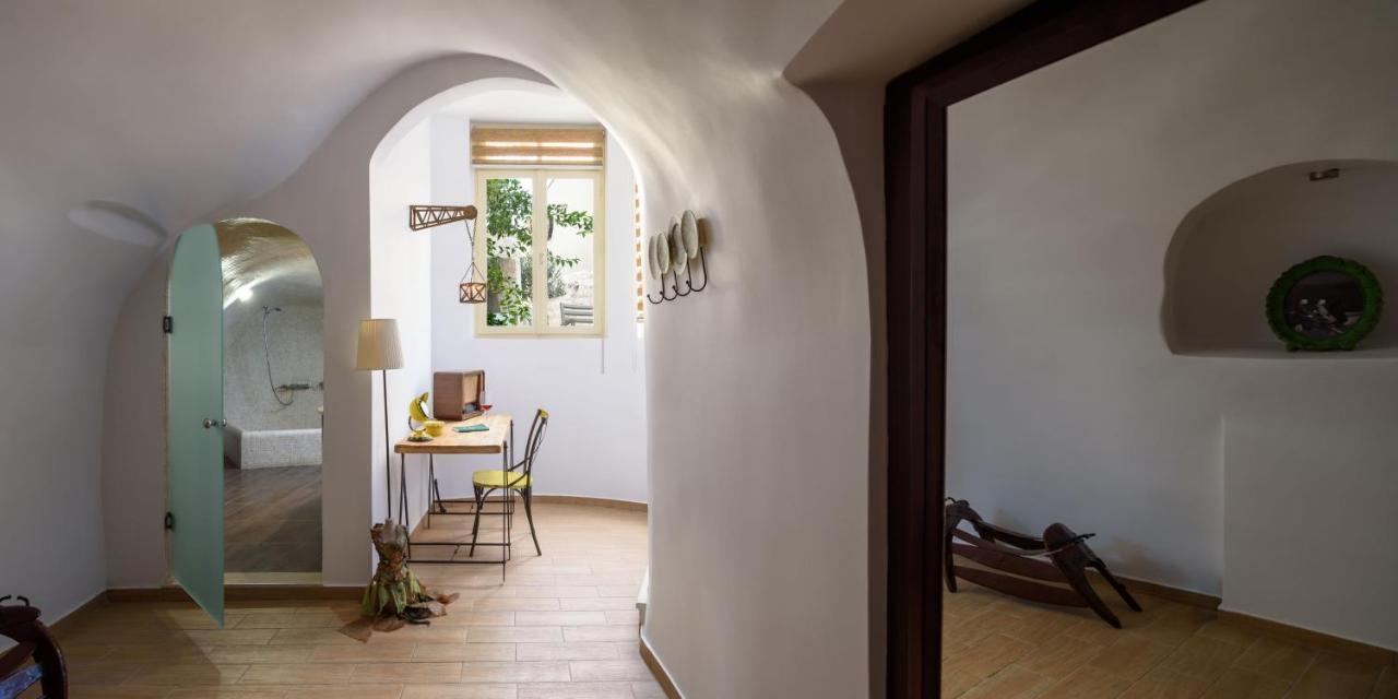 Suite Home Santorini Fira  Exterior foto
