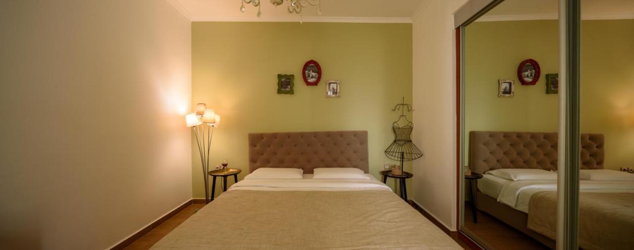 Suite Home Santorini Fira  Exterior foto